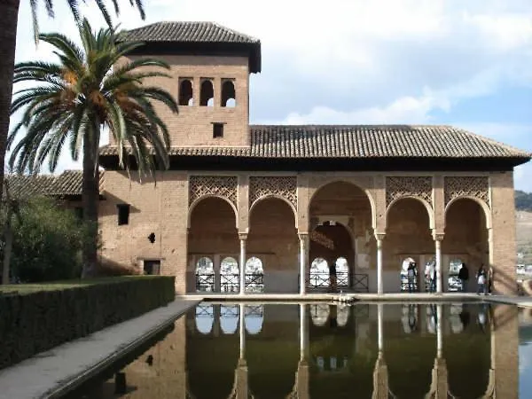 Dona Lupe Casa Carmen Alhambra * Grenada
